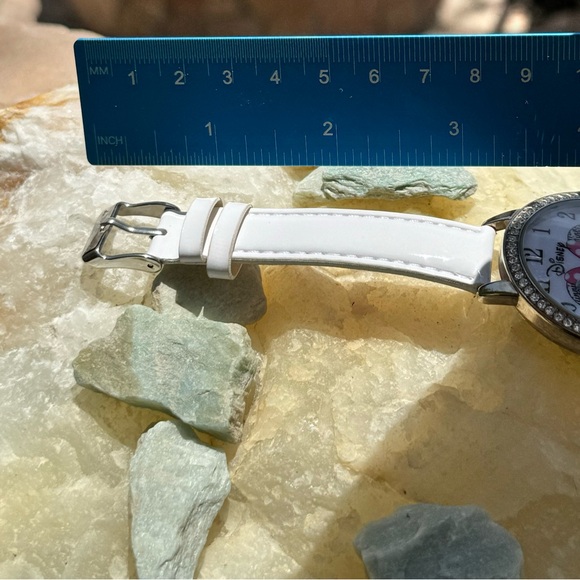 Disney Minnie Mouse with a Pink Polka Dot Bow Sparkly Watch - Picture 4 of 11